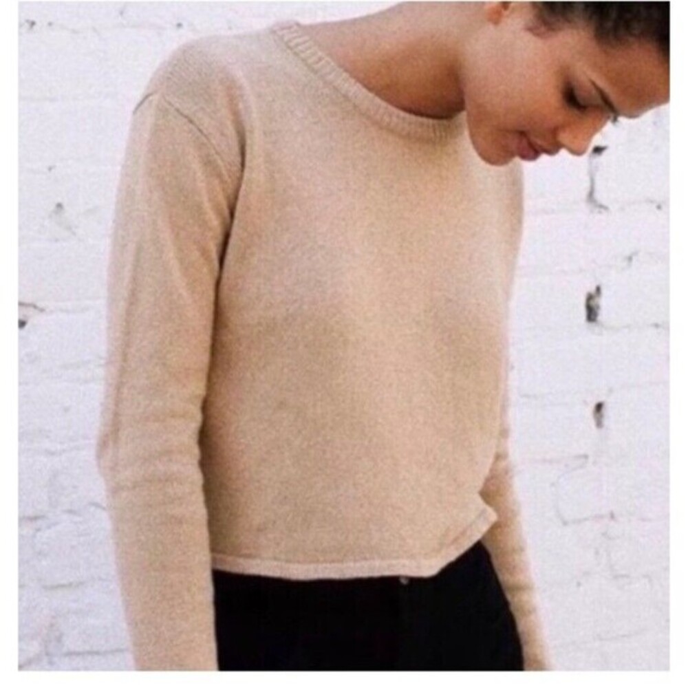 Brandy Melville Tan Wool Blend Crop Top Pullover Sweater Long Sleeve One Size